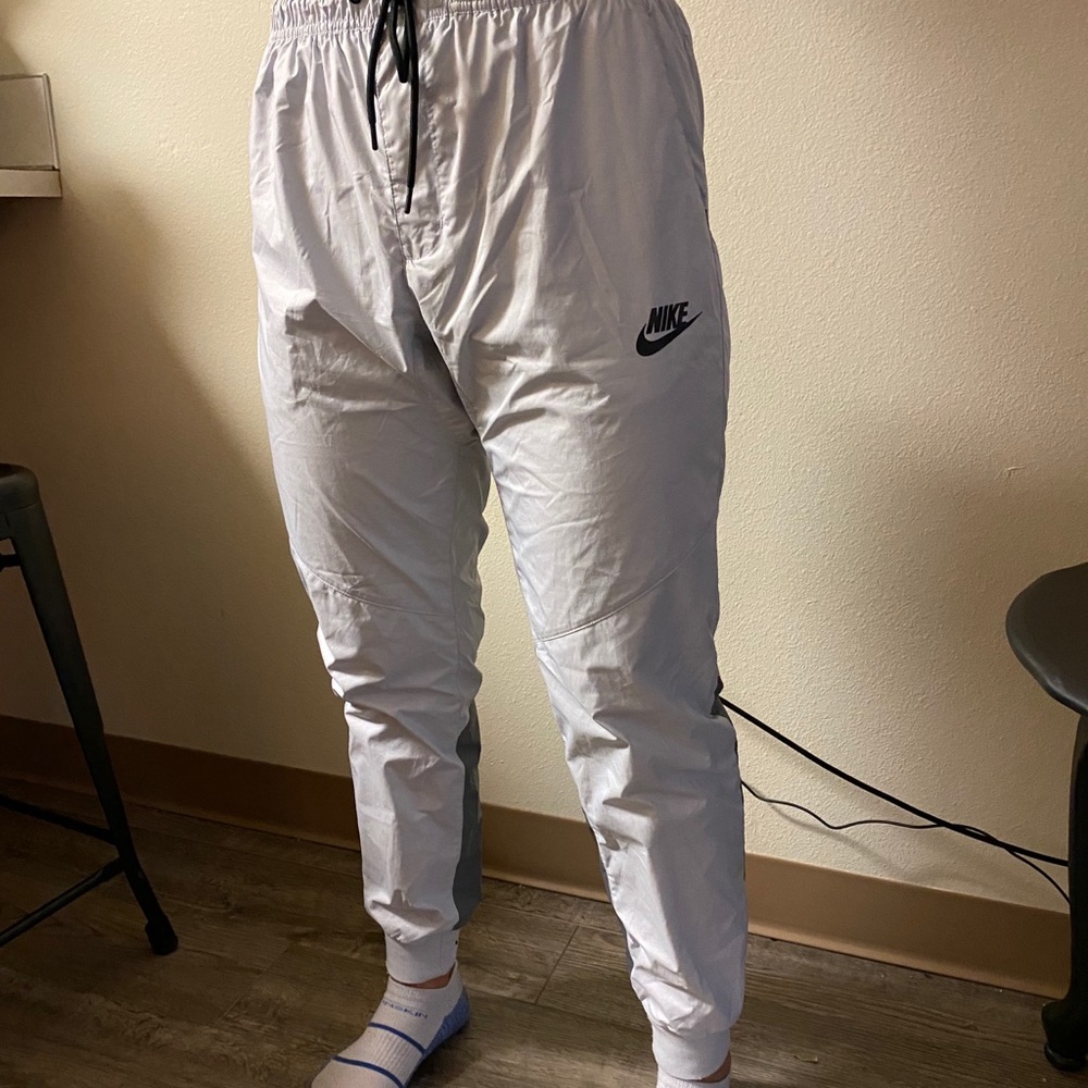 Nike windbreaker pants